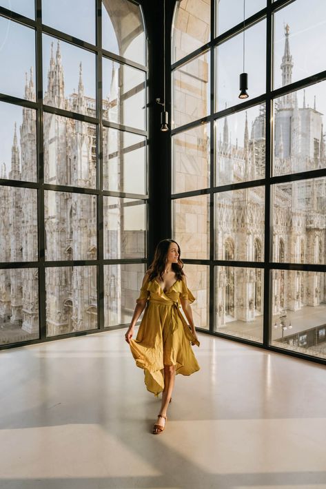 What to do in Milan, Italy: One day in Milan Itinerary Milan Photoshoot Ideas, Milan Italy Fashion, Milan Bar, Milan Itinerary, Milan Instagram, Day In Milan, To Do In Milan, Milan Travel, Comer See