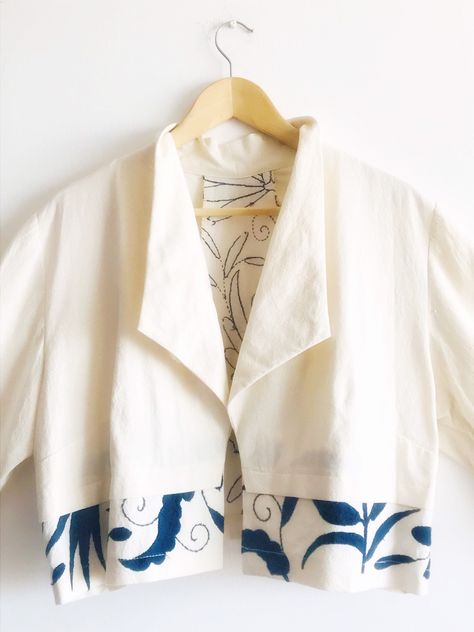 Bolero coat - Bolero Jacket - Bolero blazer off white and deep blue embroidery Couture, Upcycling, Custom Clothes Embroidery, Off White Clothes, Side Lehenga, Summer Jackets For Women, Summer Outfits Floral, Fashion Designer Inspiration, Bolero Blazer