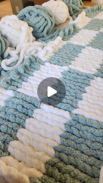 Eternal Bliss Yarn Blanket, Crochet Blankets With Chunky Yarn, Finger Knitting With Loop Yarn, Chunky Knit Blanket Blue, Yarn Bee Eternal Bliss Blanket Pattern, Chunky Blanket Color Combos, Chunky Yarn Blanket Ideas, Chunky Yarn Blankets, What To Make With Chunky Yarn