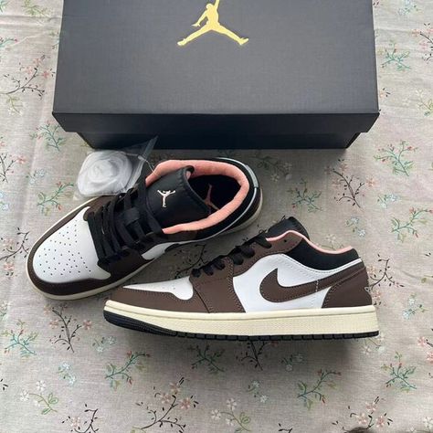 Air Jordan 1 Low Se Mocha Low Top Sneakers Pretty Shoes Sneakers, Air Jordan 1 Low, Jordan 1 Low, Low Top Sneakers, Pretty Shoes, Sneaker Shopping, Air Jordan 1, Mens Shoes Sneakers, Sneaker Head