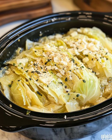 Cabbage Dishes, Buttered Cabbage, Cabbage Casserole, Cooked Cabbage, Eat Veggies, Crockpot Dishes, Crock Pot Slow Cooker, Veggie Side Dishes, Lemon Butter