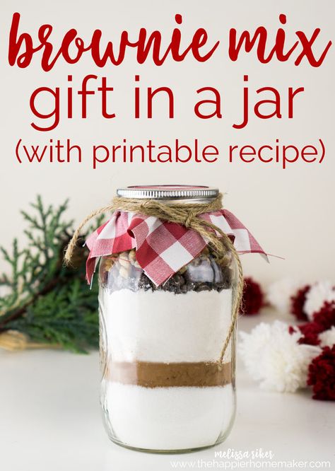 Brownie Mix in a Jar with free printable is a fun, easy DIY gift perfect for the holidays and Christmas gifting. Brownie Mix In A Jar, Mason Jar Gifts Recipes, Mason Jar Cookie Recipes, Recipe Gifts, Jar Mixes, Brownies In A Jar, Gift In A Jar, Mix In A Jar, Recipe Cards Printable Free