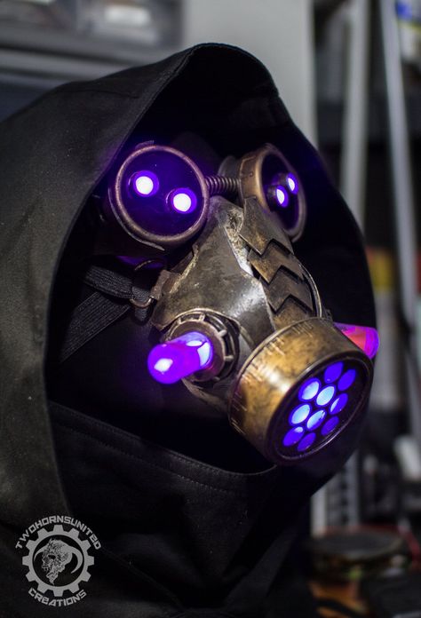 Wasteland Scavenger, Dystopian Setting, Steampunk Setting, Tech Clothes, Apocalypse Costume, Apocalyptic Wasteland, Led Masks, Dystopia Rising, Steampunk Costumes