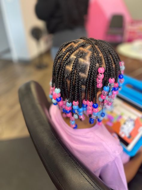 Toddler Knotless Braids With Beads, Beaded Hairstyles For Kids, Mama Hairstyle, Toddler Braids With Beads, Afro Hairstyles For Kids, Havana Hair, Black Toddler Hairstyles, Baby Afro, Toddler Braided Hairstyles