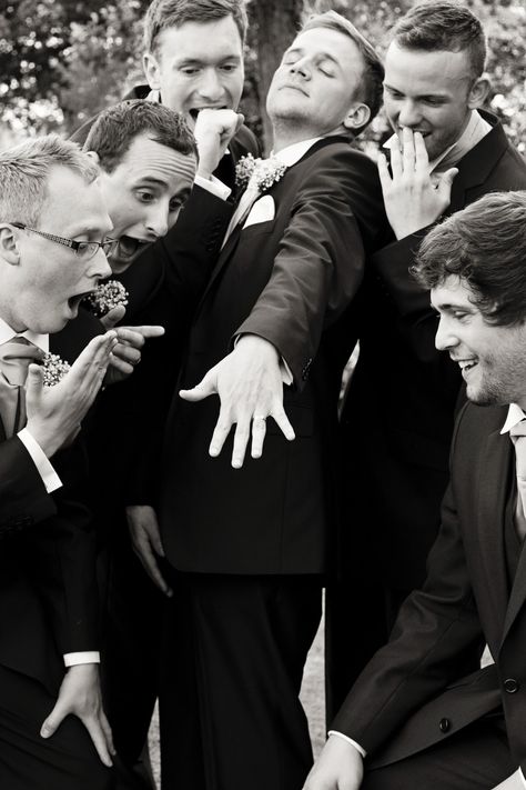 Ring admiration!!!! Groom And Friends Photo Ideas, Groomsmen Throwing Groom, Groomsmen Walk Up Photos, Bridal Party Group Photos, Guy Friends Pictures, Groom And Bridesmaids Pictures, Groomsmen Getting Ready Pictures, Small Wedding Party Photos, Wedding Photos Groomsmen