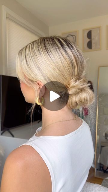 Shay Sullivan on Instagram: "The perfect bun for medium length hair 💕 I saw @truthfullycharlie do this bun tutorial & I haddd to show you guys!!" Bun For Medium Length Hair, Perfect Bun Tutorial, Shay Sullivan, Guys Hairstyles, Perfect Bun, Short Homecoming Hair, Easy Bun Hairstyles, Hair Bun Tutorial, Short Hair Pixie Cuts