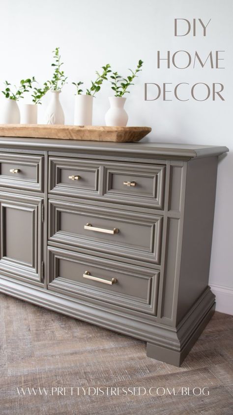 Refinished Dresser Diy, End Tables Diy, Bedroom Furniture Makeover, Refinishing Furniture Diy, Painted Bedroom Furniture, Funky Painted Furniture Diy, Painted Furniture Diy, Affordable Modern Furniture, Diy Furniture Renovation