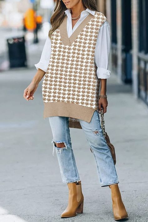 Oversized Houndstooth Sweater Vest Houndstooth Sweater Vest, Sweater Vest Outfit Women, Cute Oversized Sweater, Vest Outfit Women, Sweater Vest Outfit, Long Sweater Vest, Cute Thanksgiving Outfits, Houndstooth Sweater, Oversized Vest