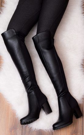 Tall Boots Outfit, Tall Boots Black, Botas Western, Knee Boots Outfit, Boots High Heels, Black Boots Tall, Black Heel Boots, Boots Women Fashion, Leather Style