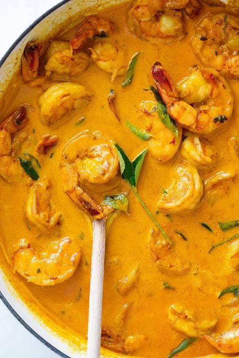 Shrimps Curry Recipe, Yellow Curry Shrimp Recipe, Shrimp Recipes Curry, Curried Shrimp Recipes, Shrimp Curry Recipe Indian, Curry Seafood Recipes, Curry Prawns Recipes, Shrimp Curry Recipe Easy, Shrimp Curry Recipes