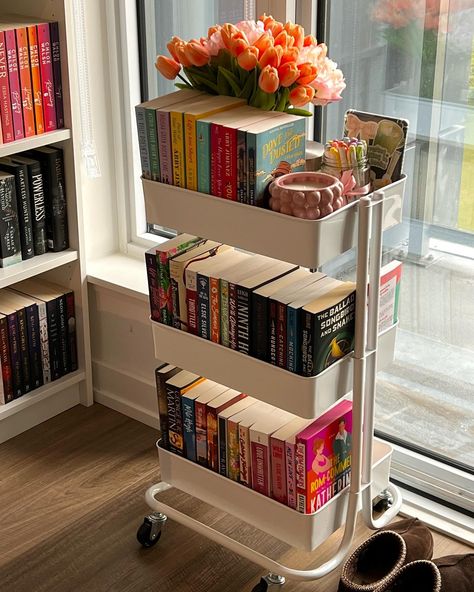 Book Corner Ideas Bedroom, Bookish Photos, Reading Bookshelf, Bookshelf Aesthetic, Tessa Bailey, Book Carts, Bookshelf Inspiration, My Bookshelf, Book Cart