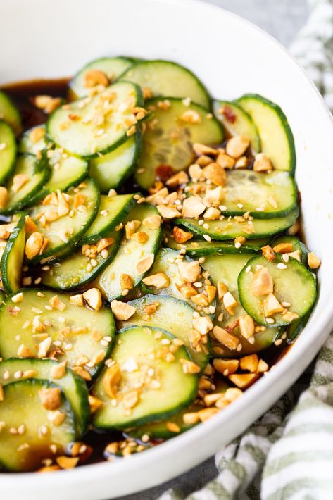 Easy Asian Cucumber Salad, Meals For Week, Cucumber Salad Recipes, Sesame Seeds Recipes, Baked Breaded Chicken, Great Side Dishes, Unique Salad, Food Truck Food, Fresh Cucumber