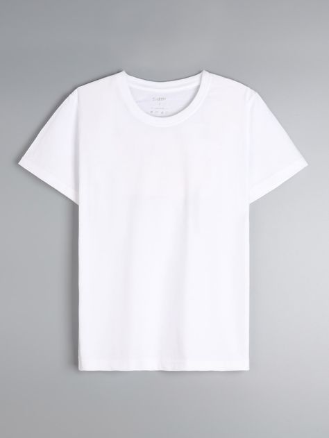 Perfect White Tee Shirt, White Tshirt Women, White Tshirt Outfit, Plain Tee Shirts, Plain White Shirt, Perfect White Tee, Plain White Tee, White Tee Shirts, Plain Tees