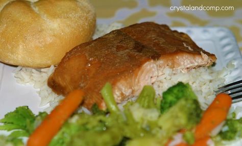 schwans wild caught alaskan salmon Soy Salmon, Salmon Bake, Brown Sugar Salmon, Salmon Recipes Baked Healthy, Alaskan Salmon, Salmon Dishes, Online Grocery Delivery, Salmon Fillets, Easy Baking Recipes