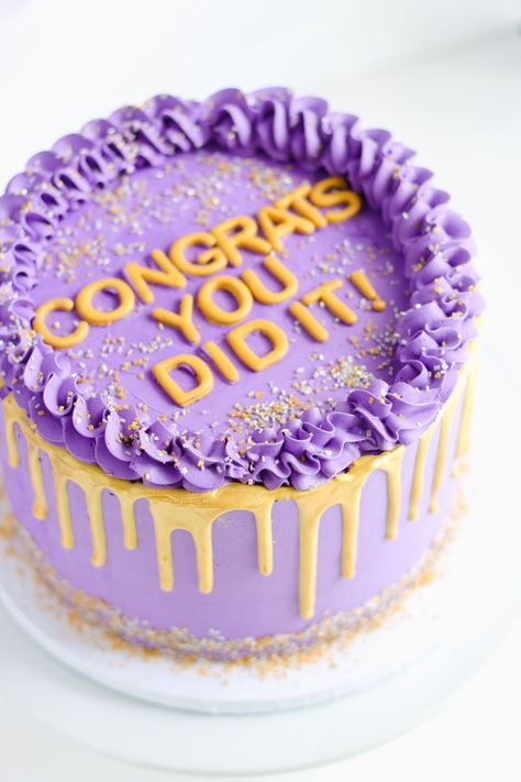 Congratulations Exam Results Cake, Graduating Cake Ideas, Proud Of You Cake Ideas, Congratulations Cake New Job, Congrats On Quitting Your Job Cake, Graduation Cake Decorating Ideas, Lsu Graduation Cake, Simple Congratulations Cake, Matriculation Cake Designs