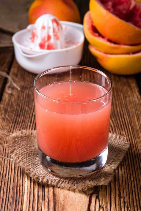 Grapefruit Juice Recipe Grapefruit Juice Benefits, Grapefruit Juice Cocktail, Grapefruit Juice Recipe, Benefits Of Grapefruit, Grapefruit Benefits, Mixed Fruit Juice, Fruit Juice Recipes, Homemade Juice, Refreshing Summer Drinks