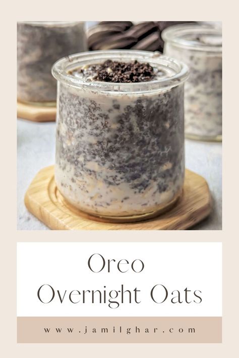 Cookies N Cream Overnight Oats, Better Oats 100 Calorie Recipes, Oreo Overnight Oats Healthy, Overnight Oats Cookies And Cream, Overnight Oats Oreo, Sugar Cookie Overnight Oats, Cookies And Cream Overnight Oats, Oreo Overnight Oats, Overnight Oats With Milk