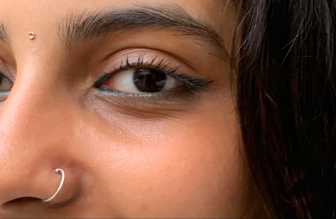 Desi Nose Ring Aesthetic, Nose Ring Aesthetic Indian, Nose Ring Aesthetic, Girls With Nose Rings, Tere Naina, Laal Ishq, Nose Peircing, Black Dp, Dewy Makeup Look