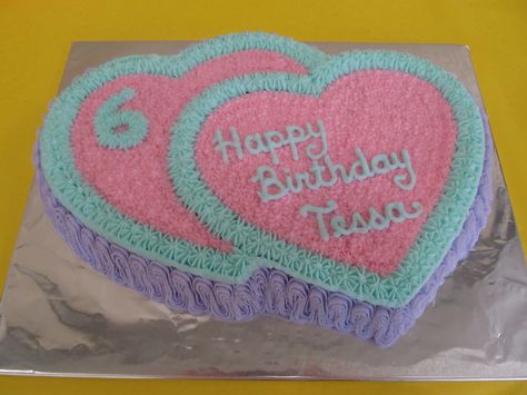 Double heart birthday cake Icing Cake Designs, Butter Icing Cake, Butter Icing Cake Designs, Double Heart Cake, Birthday Cake Heart, Icing Cake Design, Heart Birthday Cake, Cake Heart, Pastry Design