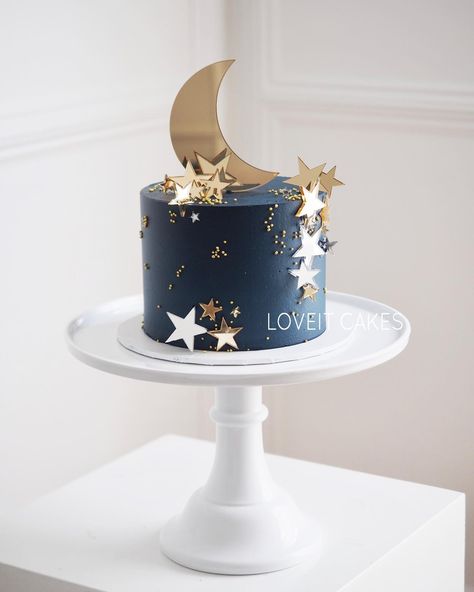 Loveit Cakes - Cake Artist/ Cake shop | The moon and the stars… | Instagram Two The Moon Birthday Cake, 2nd Birthday Cake Boy, Two The Moon, Artist Cake, Moon Cakes, Cake Boy, Star Cake, The Moon And The Stars, Cake Artist