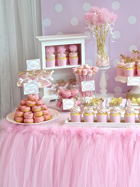 Birthday Table Ideas, Pink Dessert Tables, Butterfly Birthday Party Decorations, Dessert Table Birthday, Cake Table Birthday, Baby Shower Dessert Table, Pink Desserts, Shower Desserts, Barbie Theme