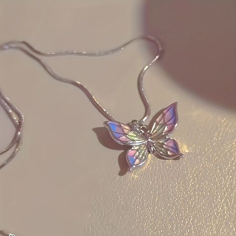 Simplistic Jewelry, Stylish Jewelry Accessories, Ethereal Jewelry, Aesthetic Butterfly, Fancy Accessories, Neck Pieces Jewelry, Pretty Jewelry Necklaces, Jewelry Accessories Ideas, Classy Jewelry