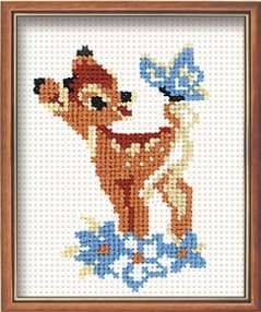 Riolis Cross Stitch, Deer Crossing, Beaded Hair Pins, Cross Stitch Cards, Diy Cross Stitch, Animal Embroidery, 자수 디자인, Counted Cross Stitch Kits, Dotted Fabric