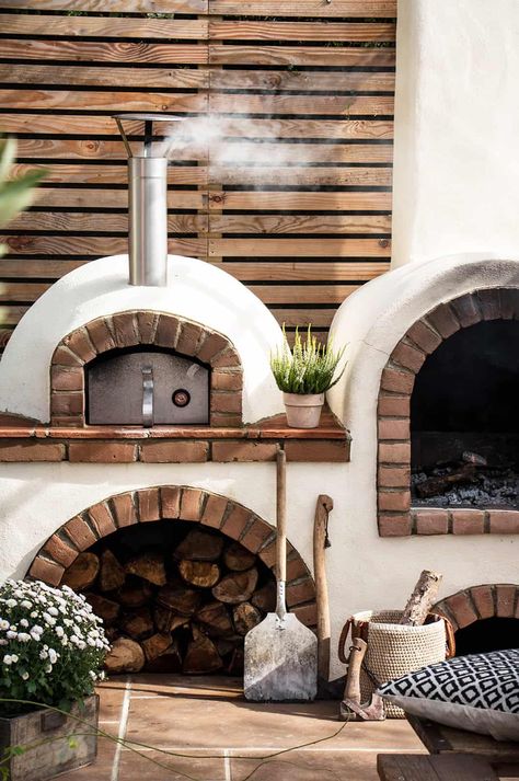 Stone pizza oven