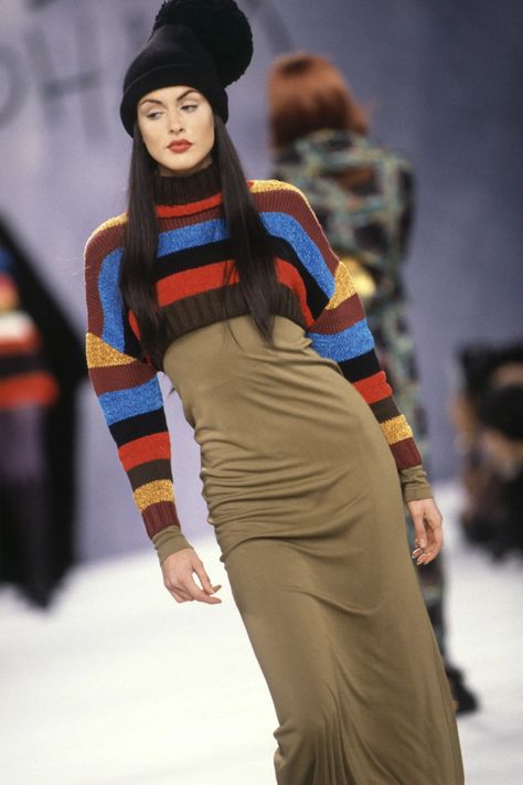 Fashion 1990s, Todd Oldham, 90s Runway Fashion, Runway Fashion Couture, 1990s Fashion, 90s Fashion Outfits, Ready To Wear Collection, Fashion Show Collection, Looks Style