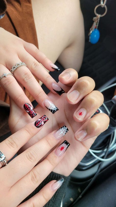 Relationship Nails Designs, Matching Spiderman Nails, Matching Acrylic Nails With Boyfriend, Cute Couple Nail Ideas, Nail Ideas For Boyfriend, Matching Nails With Boyfriend Spiderman, Halloween Couple Nails, Bc And Gf Matching Nails, Gf Bf Nails