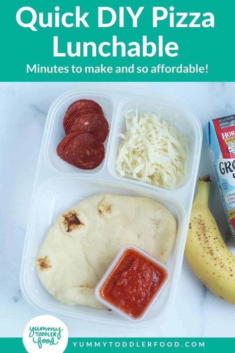 Have more fun with lunch with this super quick and easy Pizza Lunchable idea. It's one of our favorite copycat recipes and it makes it less expensive to recreate Lunchables at home! This is a kids lunch that's perfect to pack for school, daycare, or to serve at home. Diy Pizza Lunchables, Pizza Lunchable, Lunchables Pizza, Diy Lunchables, Pizza Roll Recipe, Diy Pizza, Kids Lunch Recipes, Healthy Lunches For Kids, Toddler Lunches