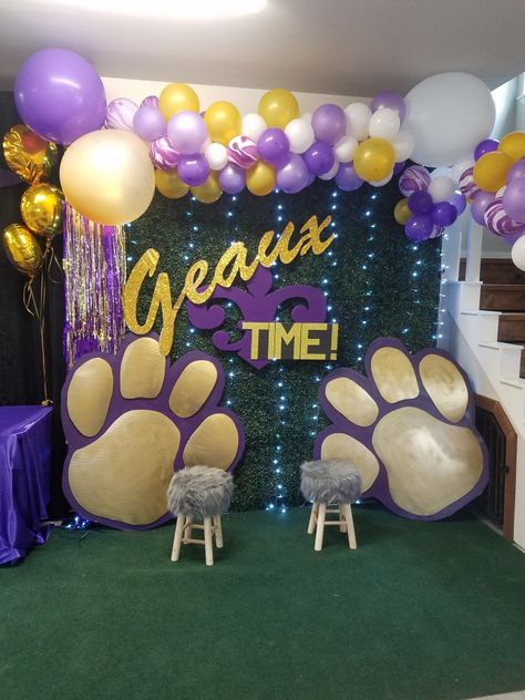 LSU DECORATIONS FOR GRADUATION PARTY Lsu Football Birthday Party, Purple And Gold Backdrop Ideas, Lsu Grad Party, Lsu Birthday Party, Lsu Graduation Party, Lsu Decorations, Decorations For Graduation Party, Lsu Party, Lsu Tailgate