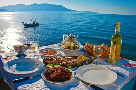 Greek lunch with a beautiful view!! Greece Food, Mediterranean Diet Plan, Greek Olives, Greek Restaurants, Santorini Island, Crete Greece, Spinach And Feta, Yummy Dips, Paros