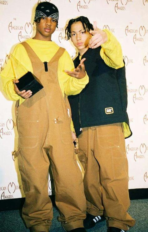 KRIS KROSS 2000s Hip Hop Fashion, Kriss Kross, Hip Hop Mode, 2000s Hip Hop, Cultura Hip Hop, Kris Kross, Mode Hip Hop, Looks Hip Hop, 90s Inspired Outfits