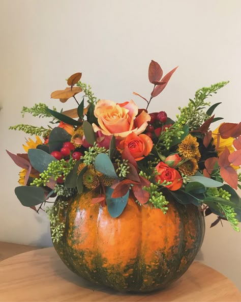 Pumpkin Flower Arrangements, Pumpkins With Flowers, Fall Jewel Tones, Thanksgiving Table Arrangements, Autumn Flower Arrangements, Pumpkin Planters, Pumpkin With Flowers, Thanksgiving Thoughts, Thanksgiving Floral Arrangements