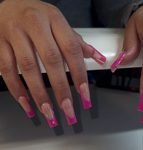 French tip Magenta French Tip Nails, Hot Pink French Tip, Pink French Nails, Pink Tips, Long Acrylic Nail Designs, Hot Pink Nails, Pink French, French Nail Designs, Long Acrylic