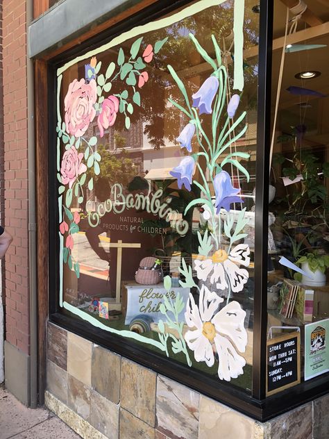 Window Painting Advertising, Flowers Window Painting, Window Painting Store Shop Fronts, Boutique Window Painting Ideas, Painted Shop Windows, Hair Salon Mural Ideas, Floral Window Art, Flower Window Art, Floral Window Painting