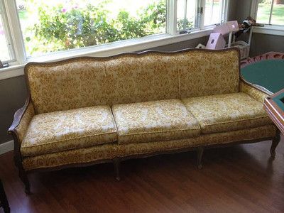 The Lemonista: Updating A Vintage French Sofa French Provincial Sofa, Provincial Furniture, French Provincial Furniture, French Sofa, Couch Upholstery, French Country Cottage, Annie Sloan Chalk Paint, Vintage Sofa, Beautiful Living Rooms