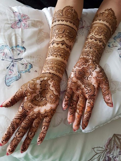 Wedding Henna Designs, Indian Henna Designs, Palm Mehndi Design, Floral Henna Designs, Mehndi Designs Bridal Hands, Easy Mehndi, Henna Art Designs, Modern Henna Designs, Bridal Henna Designs