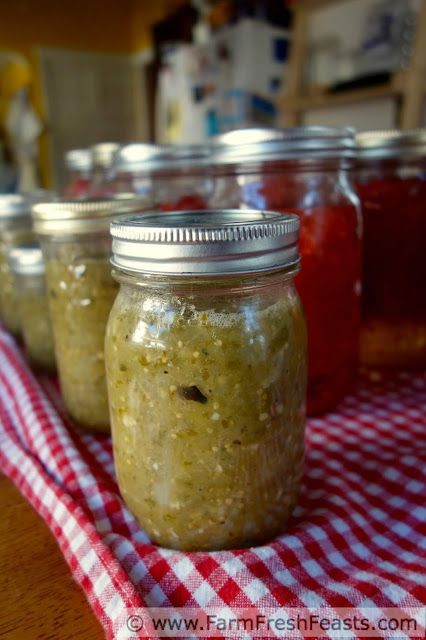 Chili Canning Recipe, Chili Verde Sauce, Hatch Chili Peppers, Green Chile Sauce Recipe, Canning Chili, Hatch Green Chili Recipe, Hatch Chili Recipes, Green Chili Salsa, Hatch Chile Recipes