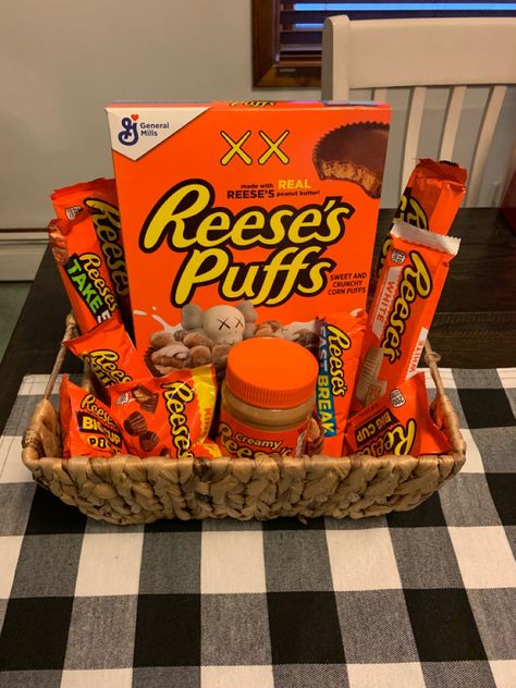 Reeses basket for basket raffle that i put together Jack And Jill Party Ideas Raffle Prizes Auction Baskets, Cat Raffle Basket Ideas, Gift Baskets Diy Silent Auction, Christmas Party Raffle Prizes, Basket Themes For Auction, Stag And Doe Baskets, Fun Raffle Baskets, Stag Basket Ideas, Tricky Tray Basket Ideas Fundraising