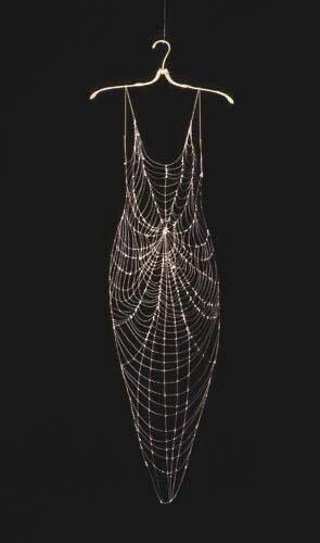 they/them on Twitter: "i want a spiderweb dress (´∀｀)… " Spiderweb Fashion, Spider Dress, Chain Dress, Mode Inspo, Dark Fashion, Mode Vintage, Looks Style, Mode Inspiration, Manga Girl