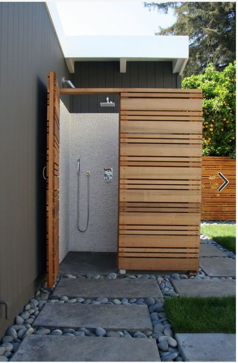 Midcentury Patio, Outside Showers, Outdoor Shower Enclosure, Patio Pictures, Outdoor Bathroom Design, Outdoor Toilet, Pool Bathroom, Pool Shower, Garden Shower