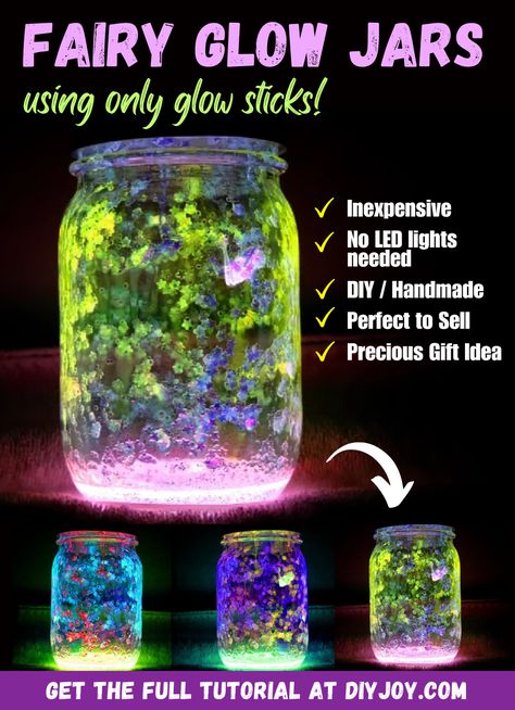 Reuse Jars Diy Ideas, Glow Stick Crafts, Fairy Glow Jars, Diy Glow In The Dark, Jar Magic, Glow Jars, Easy Crafts To Sell, Diy Glow, Glitter Jars