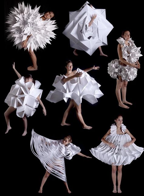 paper dress designs Petra Storrs Mode Origami, Paper Costume, Origami Dress, Paper Clothes, Origami Fashion, Sculptural Fashion, Folding Origami, Paper Fashion, 3d Jewelry