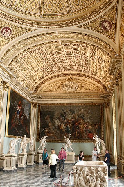 Florence Uffizi Gallery Niobe Room The Uffizi Gallery, Florence Italy Art Museum, Italy Museum Aesthetic, Ufizzi Gallery Florence, Uffizi Gallery Aesthetic, Ufizzi Gallery, Florence Uffizi, Florence Italy Travel, Florence Art