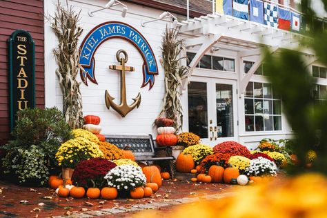 10 Fall Photos to Snap In + Around Newport | Discover Newport, Rhode Island Portsmouth Rhode Island, Newport Rhode Island Fall, Newport Vineyards, Castle Hill Lighthouse, Narragansett Rhode Island, Travel Autumn, Crunchy Leaves, Cobblestone Streets, Providence Rhode Island