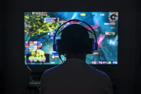 Gaming industry: Top 4 careers that a professional course can lead to  Telegraph India Green Planet, E Sports, Playing Video Games, Games Online, Bitcoin Mining, Game Development, Call Of Duty, Smart Tv, Machine Learning