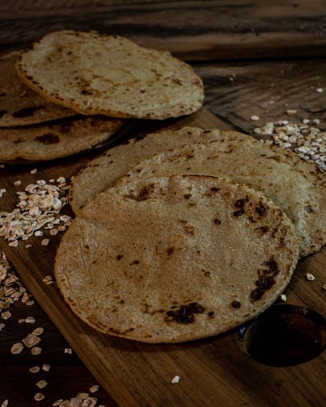 Oat Flour Tortillas, Oat Tortillas, Oat Flour Recipes, Healthy Tortilla, Oat Cereal, Kitchen Studio, Soft Tacos, Oat Cookies, Tortilla Recipe