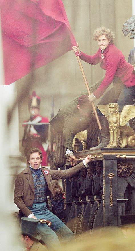 Aaronjolras and Marius looking extremely awkward... Le Miserables, Les Mis Quotes, Marius Pontmercy, 13 The Musical, Hadley Fraser, Les Miserables 2012, Theatre Geek, Aaron Tveit, Eddie Redmayne